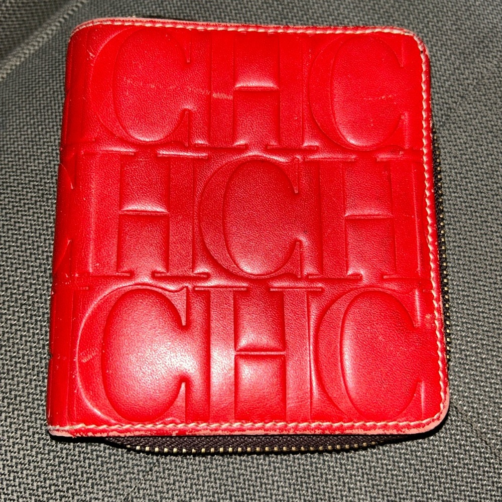 Ch Carolina Herrera red small zip around wallet